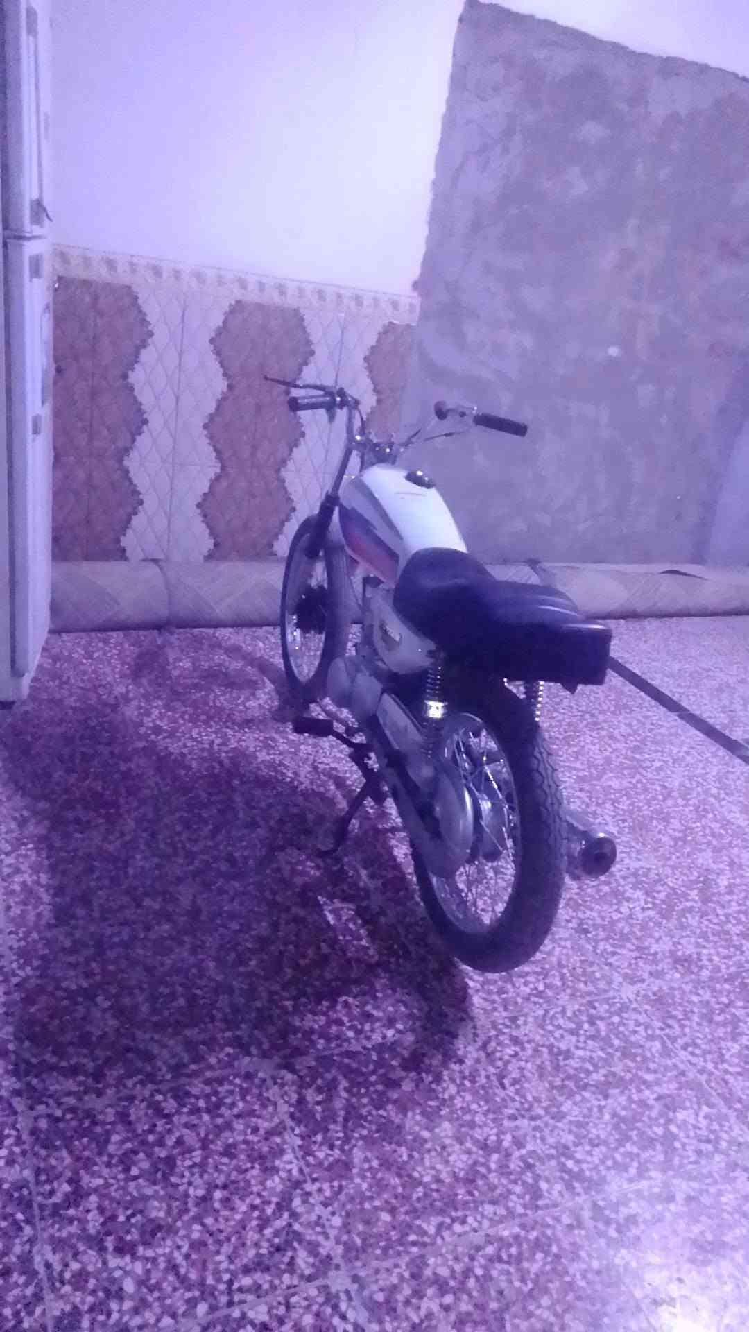 مكينه متياز • معدل • مو سكنر
