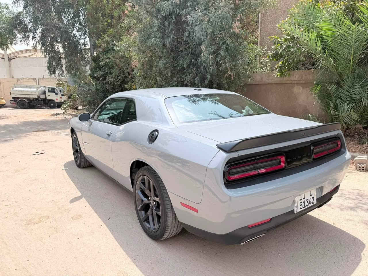 دودج جالنجر 2022 SXT
اللون:  smoke show black top المميز

عداد المسافة: 47,790

حجم المحرك: V6 3600 (٦ سلندر)

ملاحظة السيارة: جاملغ ايمن خلفي راجع بارد (بدون صبغ السيارة)

الرقم بغداد

السيارة مكفولة كفالة عامة و مابيهة اي نقص 

السعر: 23,500

المكان: بغداد - المنصور

للتواصل واتساب: ***********
