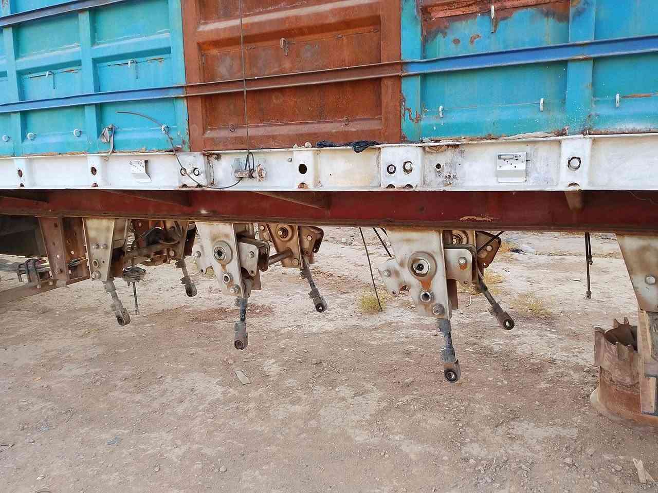 السلام عليكم ورحمة الله وبركاتة عربانه للبيع 13/60 طول الجناب مترين بدون دناگير هي اربع دناكير للستفسار ع رقم ‏‪***********‬‏
