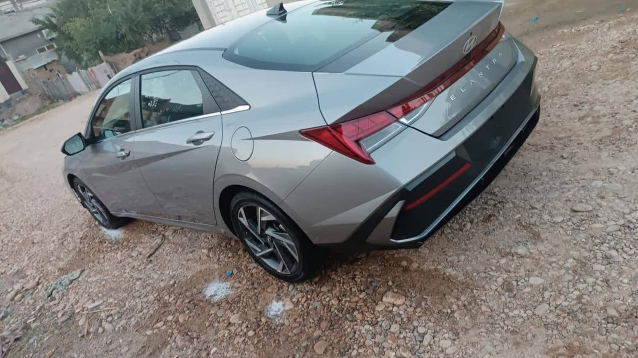 السلام عليكم النترة ٢٠٢٥ وارد رقم ديالى تحويل مباشر ضررهة موضح فقط رصعة بحافة البنيد ورصعة بالجاملغ الخلفي زغيرة السيارة فول مواصفات مكفولة من الصبغ ماشية ٣٣ ونص تايرات مكينة وكير كلة بحالة الوكالة
السعر ١٦٥ وبيهة مجال مكاني ديالى بعقوبة هاتف 
***********
السلام عليكم النترة ٢٠٢٥ وارد رقم ديالى تحويل مباشر ضررهة موضح فقط رصعة بحافة البنيد ورصعة بالجاملغ الخلفي زغيرة السيارة فول مواصفات مكفولة من الصبغ ماشية ٣٣ ونص تايرات مكينة وكير كلة بحالة الوكالة

نص مكتوب في الصور:
- 42276693
