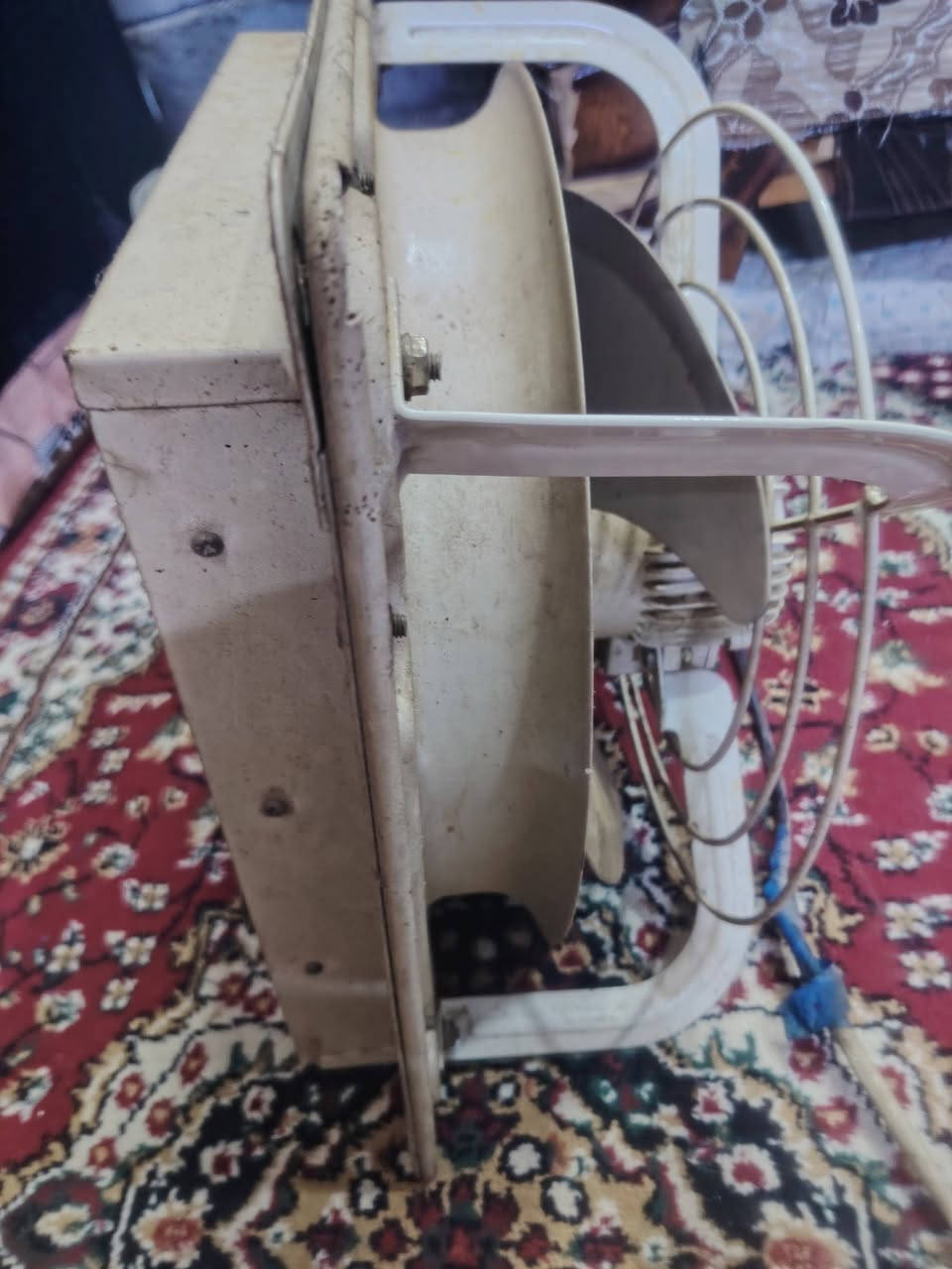 ساحبة صناعية سعودية حديد ٤٠ ×٤٠ القطر مستخدمة اقل الشهر بوابات حديد السعر ٦٥ بغداد توصيل ماكو *********** اكتب تم توصل الك تفاصيل فقط واتساب
