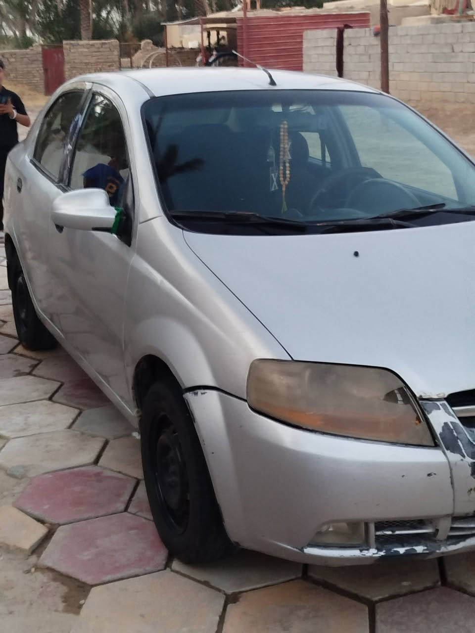 السلام عليكم افيو للبيع موديل 2006 اوتماتيك مكينه جديده تخم تاير مصبوغه عام السعر مكينه مفتوح ***********              50 وبيه مجال بسيط
