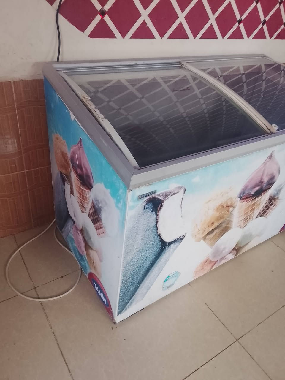 سلام عليكم مكلف بنشر مجمده كفاله  عارضه محل لل بيع رقم ***********سعره خاص عل خط  من رخصت الدمن
