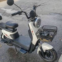 باسكل شحن • ٤ بطاريات ٣٢ • موديل ٢٠٢٦