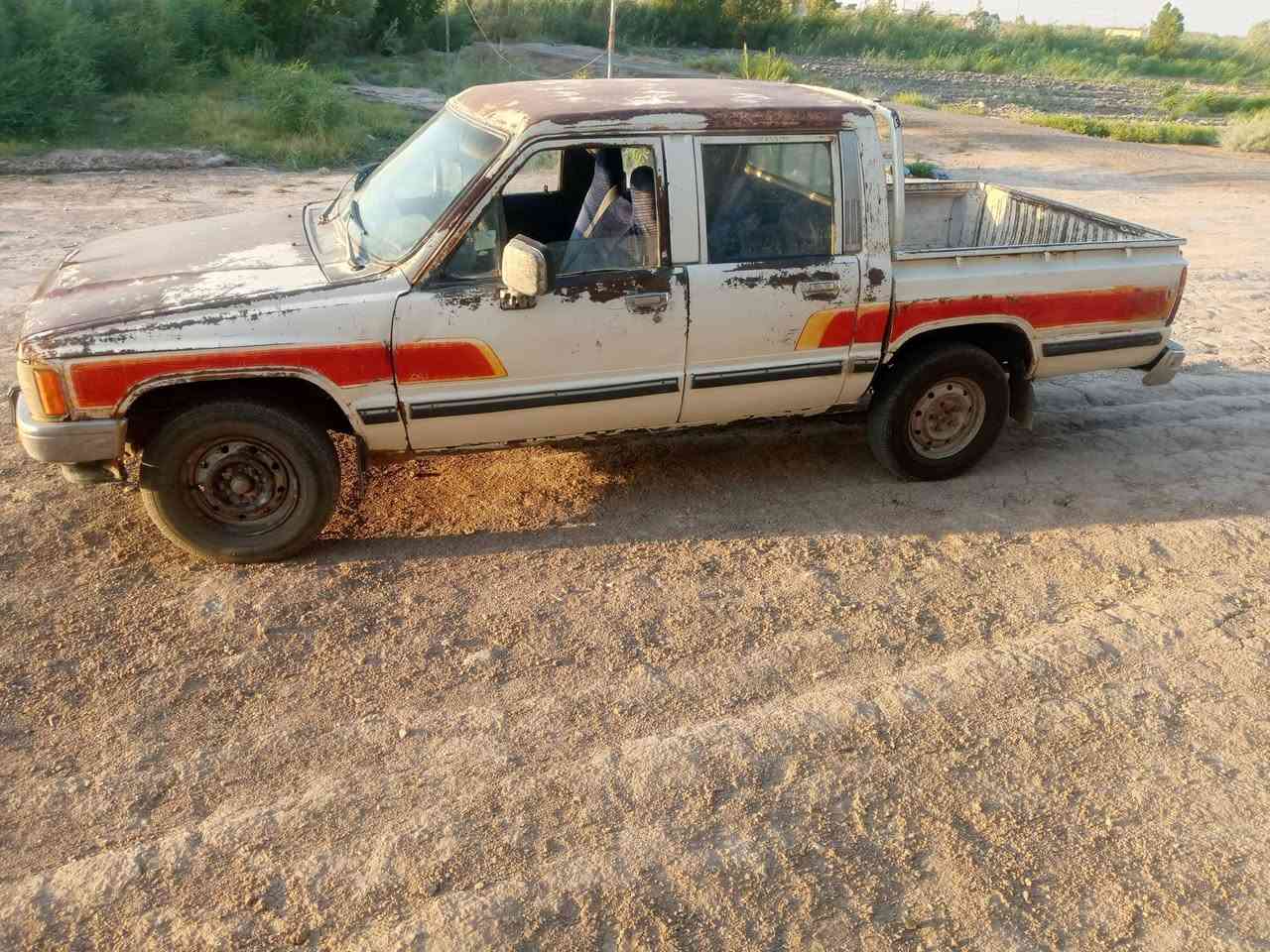 البيع موديل 88 كفاله عامه بلاديه رقم بغداد سنويه جديده مشروع وطني تحويل مباشر جاهزه من كلشي تخم تاير حداديه كله جديد العنوان ذي قار الفجر ***********
