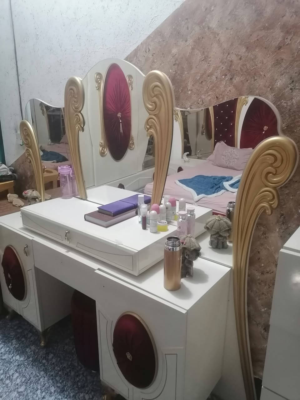 غرفه تركيه للبيع مستعجل ع البيع
اضافه إلى جربايه أطفال طابقين

استفسار اتصل على الرقم ***********

او واتساب
