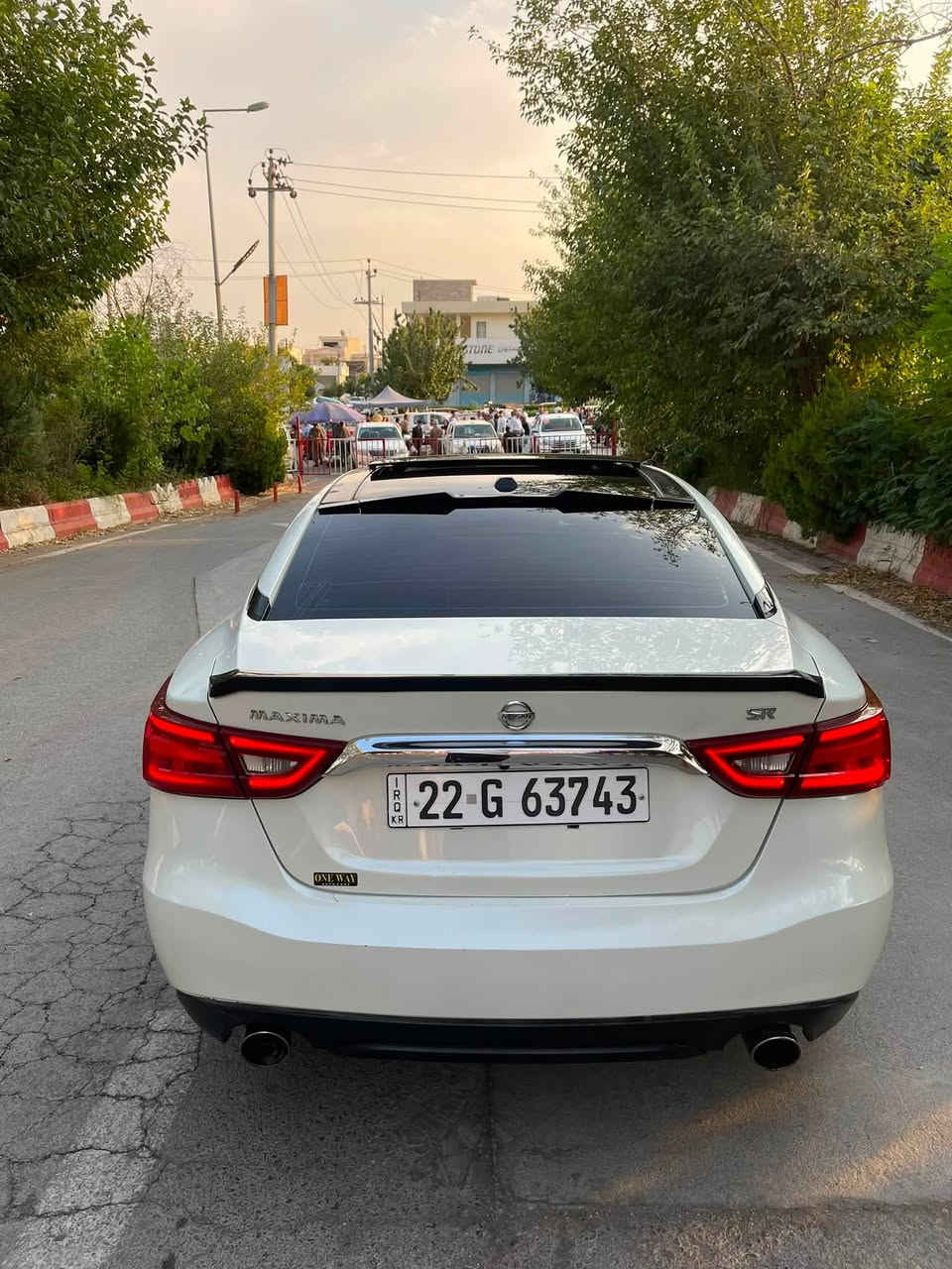 نیسان ماگزیما ٢٠١٩ فول مواسەفات ٣ پارچە و نیوی بۆیاخە بی ناو پیش و پشتی کەپسە گیڕ و مەکینە بە شەرت نەکراوەتەوە بە ناوی خۆمە             زۆر جوان بی کیشیە  نرخی ١٠٧ گەڵا و مەجەلی برانە شوین : ڕانیە         ***********     واتس ئاپیشی لە سەرە
