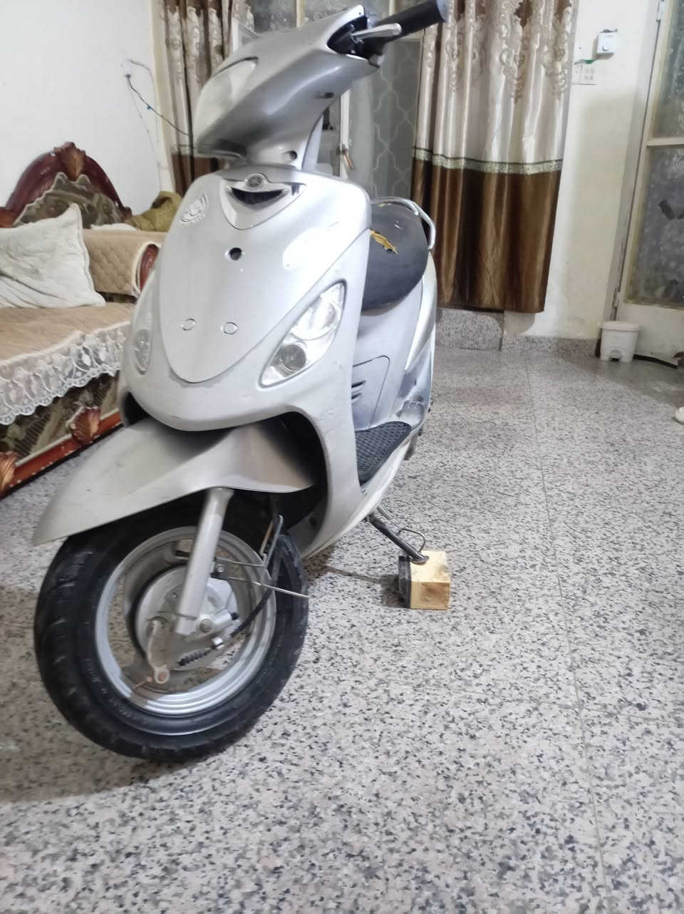 ماكس لبيع دراجه ختم واحد ويه المحرك كفاله سعر ٦٠٠وبيه مجال لشراي مكان حله رقم الهاتف ***********
