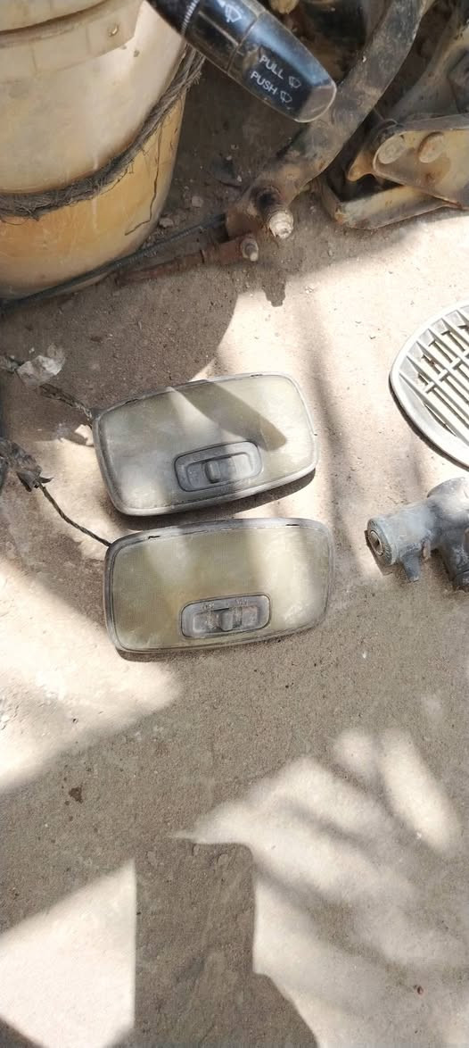 السلام عليكم اكسن بريجو فان على الفحص كامل.. جوزه سويج بلاديه. گلوبات بطن.جنطه. بنيد لغد .مري ابيع هل موجود فقط الاكسن مكفول السعر ٣٥٠ الف كل الغراض مكاني نجف حي النداء تليفون
***********
