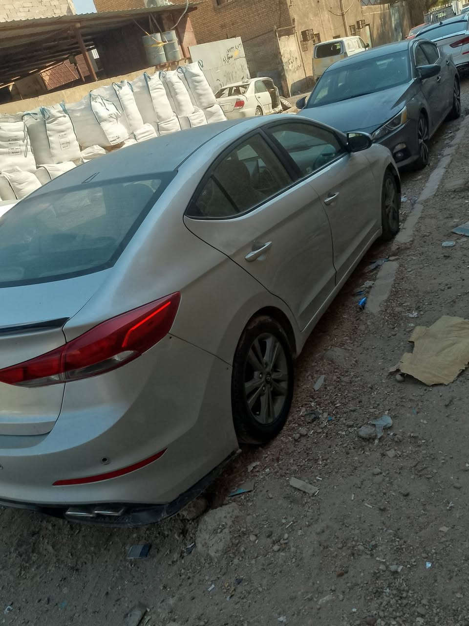 للبيع نتره موديل 17 مريكي بيهه صبغ اثرجراد فقط مكفوله من حادث مابيهه ضرر بجم كبس سياره حلوه يرادلهه دعاميه. خلفيه فقط تصبغهه رقم ربيل  سنويه لل 28 شرط تحويل ثاني يوم تحويل فقط بدون وكاله السعر 93 مجال بسيط كلش مال بيع لمكينه والكير وتبريد مكفولات بشرط جاهزه عنوان بغداد تقاطع انهروان اي ستفسار والشراي يتصل ***********
