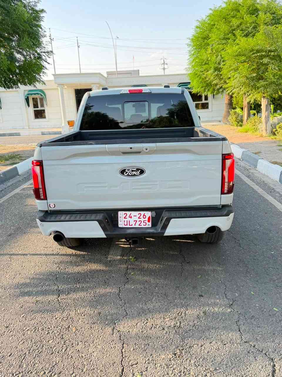 Ford f150 2024 V8
فورد F150
2024
محرك: V8
مواصفات : XLT شاشه كبيره رادار امامي وخلفي 5كامرات كشنات كهربائيه كشنات تدفيه كير طيار
جكمجه ميز بانوراما سماعات Bang & Olufsen 
ماشيه: 6miفقط
حادث السياره : 3ونص صبغ +بيها تعديل بارد بل حافه سقف
بدون دواخل وشاصي وايرباك شرط
سياره بدون رقم تترقم دهوك/اربيل/سليمانيه
مكان سياره زاخو
سعر: 305ومجال
***********
***********
