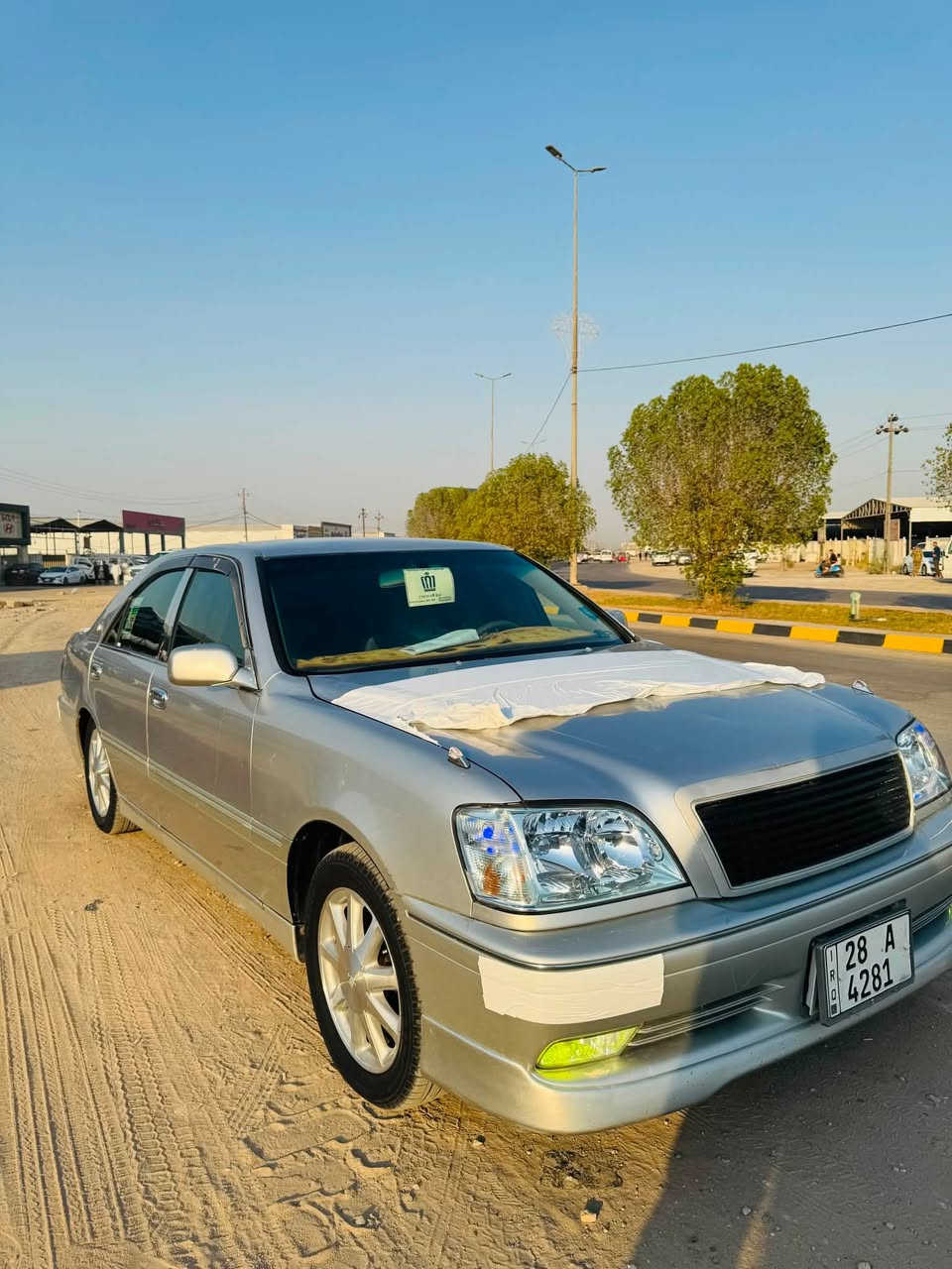 سلام عليكم تيوتا كراون ملكه سياره فول اربع دكم تبريد خلفي لون سلفر سياره جديده كير مكينه D4الكبير رقم نجف نكليزي تحويل سنويه ل2032 تجي وشوف بعينك بيه صبغ جوه قبق البانزين سعر 123وبيه مجال حك الجيه 
 المكان بابل الحمزه الغربي
***********
