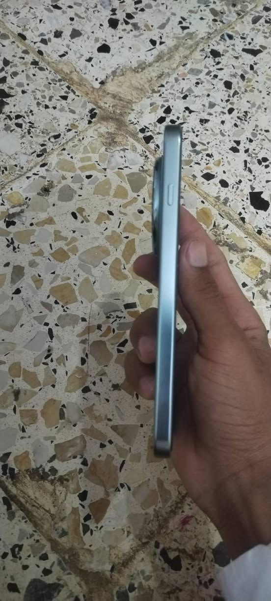 هواوي نوفا 15ماكس ذاكره 256والداخليه 8الشاشه 120هيرتز يعني 20فريم بطاريه 8500يدعم شحن 40واط وغراضه كامله السعر 325المكان بغداد ابو غريب توصيل ماعندي ***********واتساب فقط
