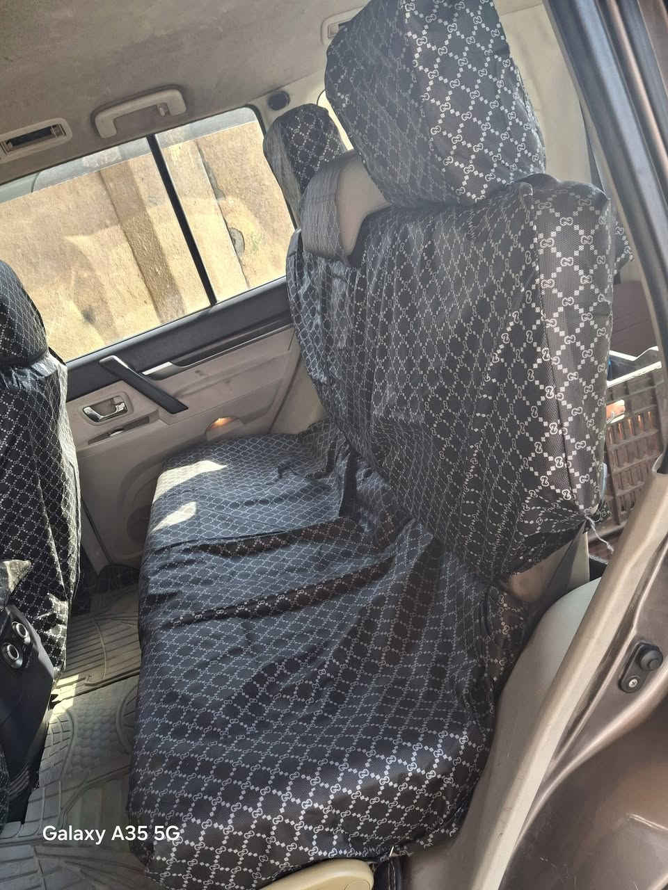 باجيرو موديل ١٠ خليجي مكفوله من الصبغ والضربه ماعدى الدعاميه الاماميه بلاستك مصبوغه محرك ٣٥٠٠ مري شفط كامره رقمها بغداد وباسمي السعر اريد ابيع لضرف خاص ومااعتقد اكو باجيرو مكفول وموديل ١٠ بهيج سعر ١١٠ وهذا رقمي الشراي يتصل وحياه الله ***********
