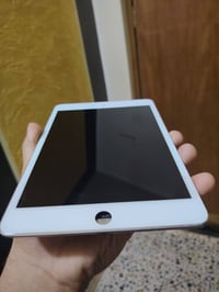 آيباد ميني ٥ • ٦٤ • ذهبي