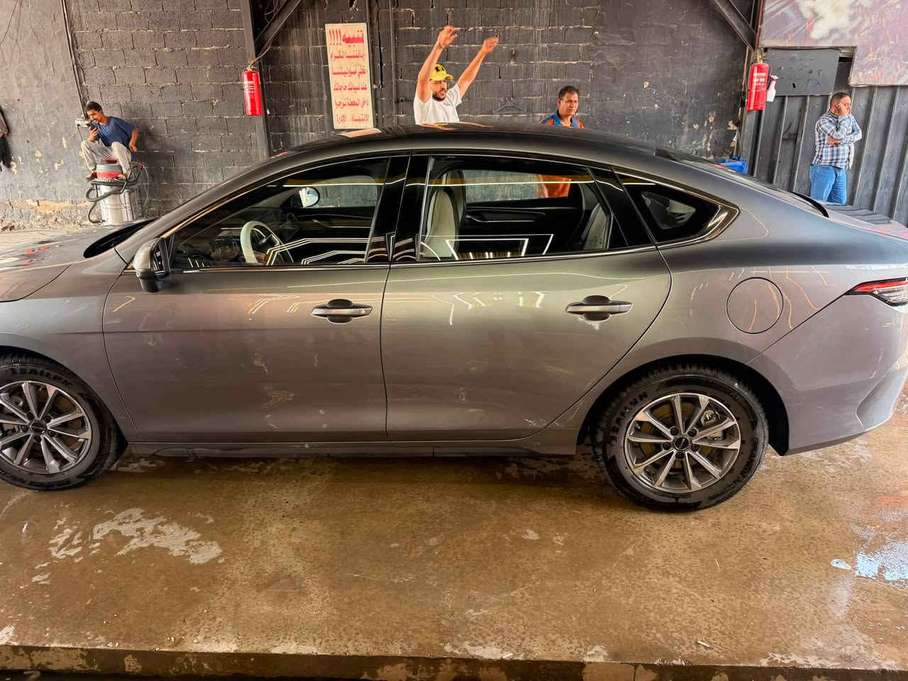 BYD Destroyer 05 2025
اللون رصاصي ماشيه ١١ الف كيلو الكلي و قابل للزياده تفاصيل معررفه و الفديو موضح كلشي للبيع ب١٩٣٠٠ و بيهه مجال للشراي *********** فقط اتصال ماجاوب. ع تعليقات لان كلشي موضح بالفديو و اتصل و شكراً
