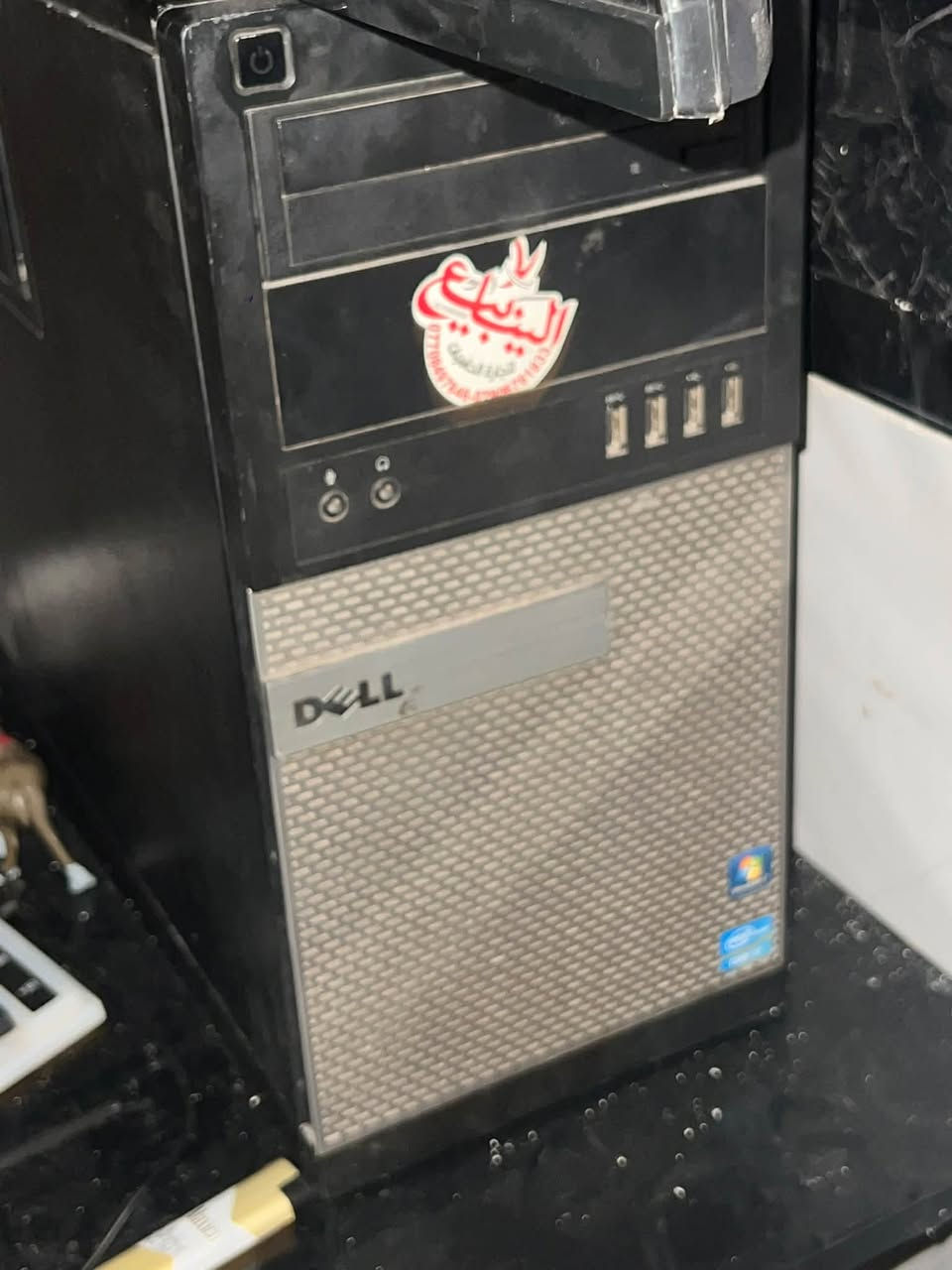 المعالج i7
الرامات 8 كيكا بايت
الهارد  ssd 256 gb
Hdd 500gb
Gpu 1050 ti 4 gb asus كرت شاشة
