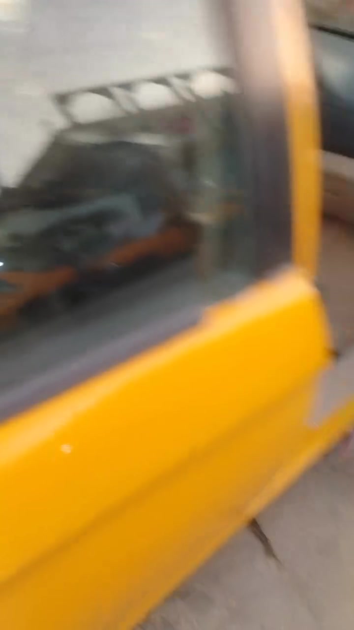 سياره فولكس ٢٠١٢ بسمي تخم تاير جديد ويل جديد جاهزه للشارع بيه صبغ حزام جماليه فقط بدون معجون السعر ٥٠ وبيه مجال ***********
