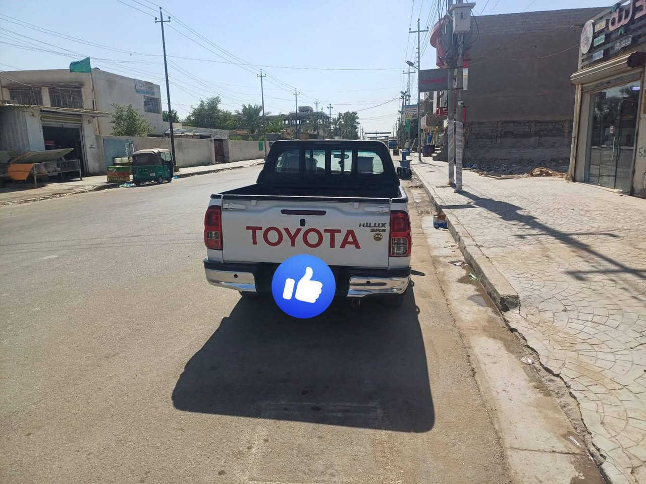 سلام عليكم عندي سياره البيع بيكم هايلوكس موديل 19 رقم بغداد دولي كير وتماتيك سياره خير  مكفوله من الله تحويل مباشر عنوان بغداد ولشراي يتصل على رقم*********** السعر2.55  وبيها مجال
