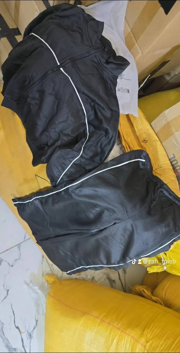 شي أن جديد تواصل واتساب ***********
تابعو بث ساعه 8 يوميا 
https://www.tiktok.com/@zah_toleb?_r=1&_t=ZS-9A5JnZGP6l0

نص مكتوب في الصور:
- @zah_toleb
- @zah_toleb تحمسوو بنات هذا نموذج للبضاعه الجديده تواصل ***********