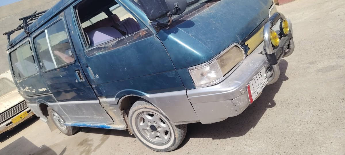 سلام عليكم كيا بستا للبيع موديل 1994 رقم صلاح الدين مشروع وطني سنويه جديده بيها حصه كاز من صلاح الدين كير محرك ماال كيا 2700 سياره جاهزه ماناقصه شي 11راكب العنوان كركوك الحويجه ***********
