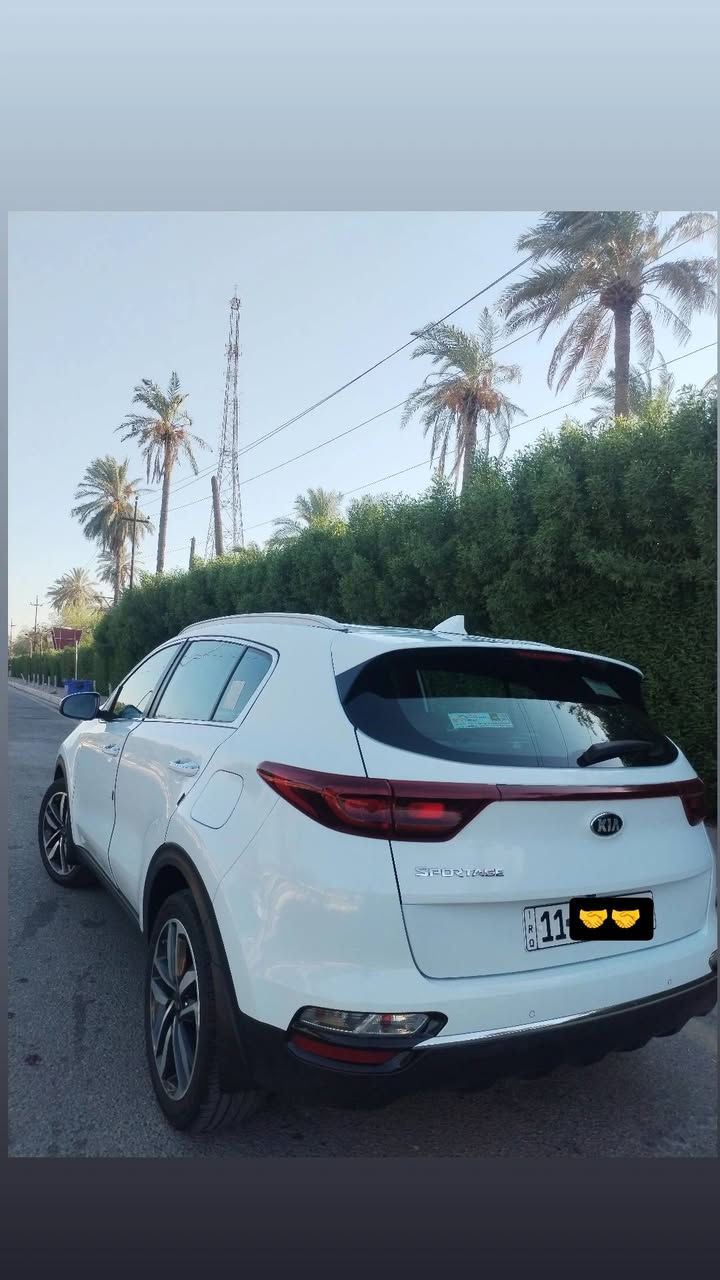 كيا سبورتج مديل 2021 كفاله عامه صبغ تبديل ضربه بارد
تخم تاير
حداديه جاهزه
ماشيه 65 الف
سيارة جاهزه ع اخر حبايه مواصفات اعتيادية سويج رقم بغداد رقم انكليزي سنوية جديده مكاني العماره مركز ***********
