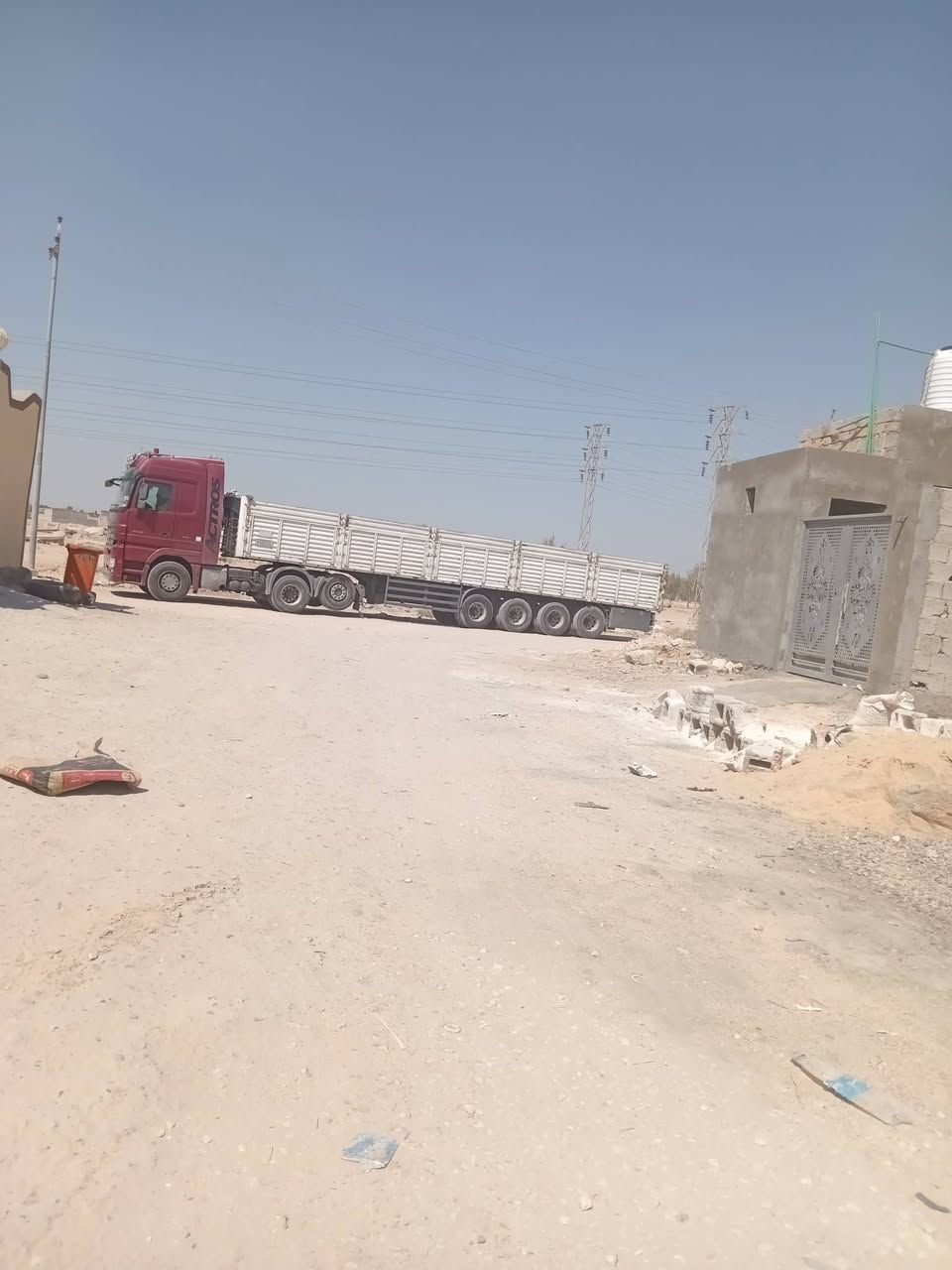 السلام عليكم البيع اكتروز موديل ٢٠٠٨سنويه صاقطة مربوت عربان تركي 4محاور طخم طاير سياره جاهز عن تحويل عمل مباشر السعر 5 شدات 75 وا بيها مجال قليل مكان موصل رقم الهاتف ***********. ***********. اترجاك ما شراي لا تتصل
