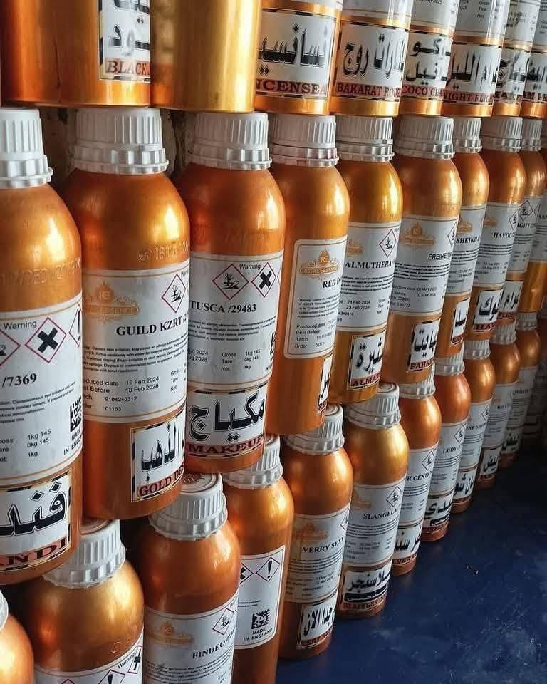 السلام عليكم موجود بطل حجم كيلو نظيف جدا كافة الشركات السعر 500 والعدد كمية كبيرة حسب الطلب 
*********** واتس
