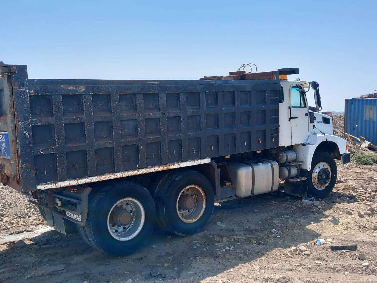 فولفو برازيلي محدثة تمساح ٨٩
جاهزه للعمل مكان الديوانية السنيه 
محرك جي ١٠ جديدة
كير طايف
مجموعة فراشة
بدي جديد
رقم ميسان ألماني ما اندل راعية
خوان مكلف بل نشر 
***********
