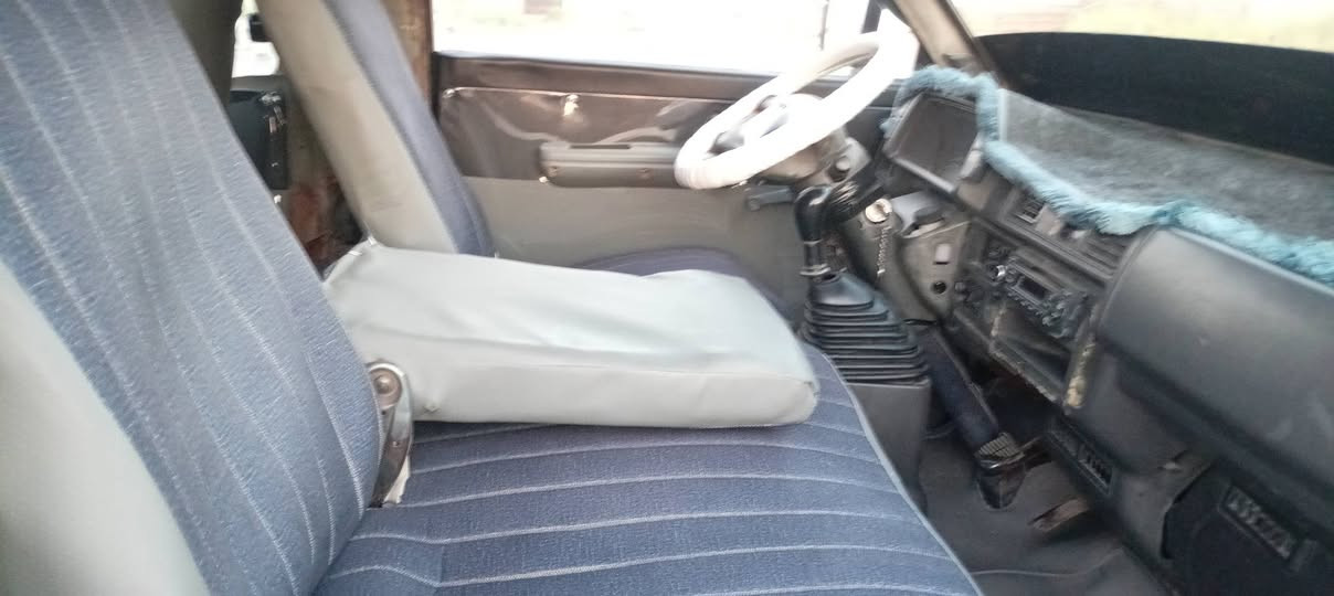 السلام عليكم كيا موديل ١٩٩٤ بغداد ألماني سنويه لنهاية ٢٨ مصغره هيئه ومرور مامطلوبه لو ربع تريد تحويل او وكاله مصبوغه جماليه محرك وكير واكسل مكفولات مشط ستيرن وباور جديد سلف وداينمو وباتري جديد طخم تاير جديد صار يومين شديتهن دوشمه جديده كهربائيات فوول السعر ٤٤ وبيه مجال خابر وتدلل مكاني بغداد للاتصال *********** او *********** أخوان مامتواجد علفيس نهائيا وخاص هم ماكوو
