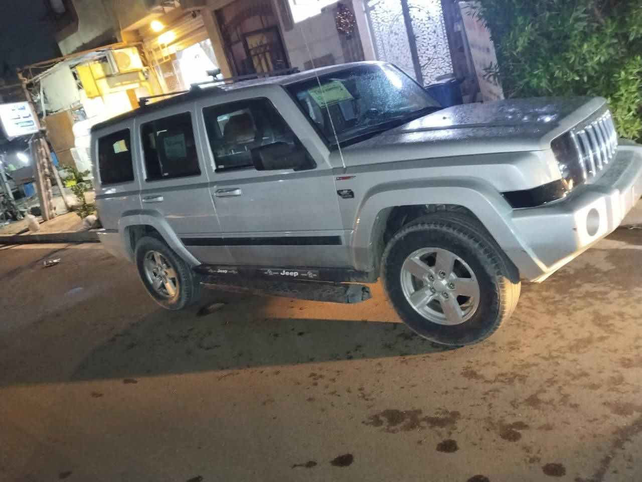 جيب كومندر • ٢٠٠٧ • ٧ راكب