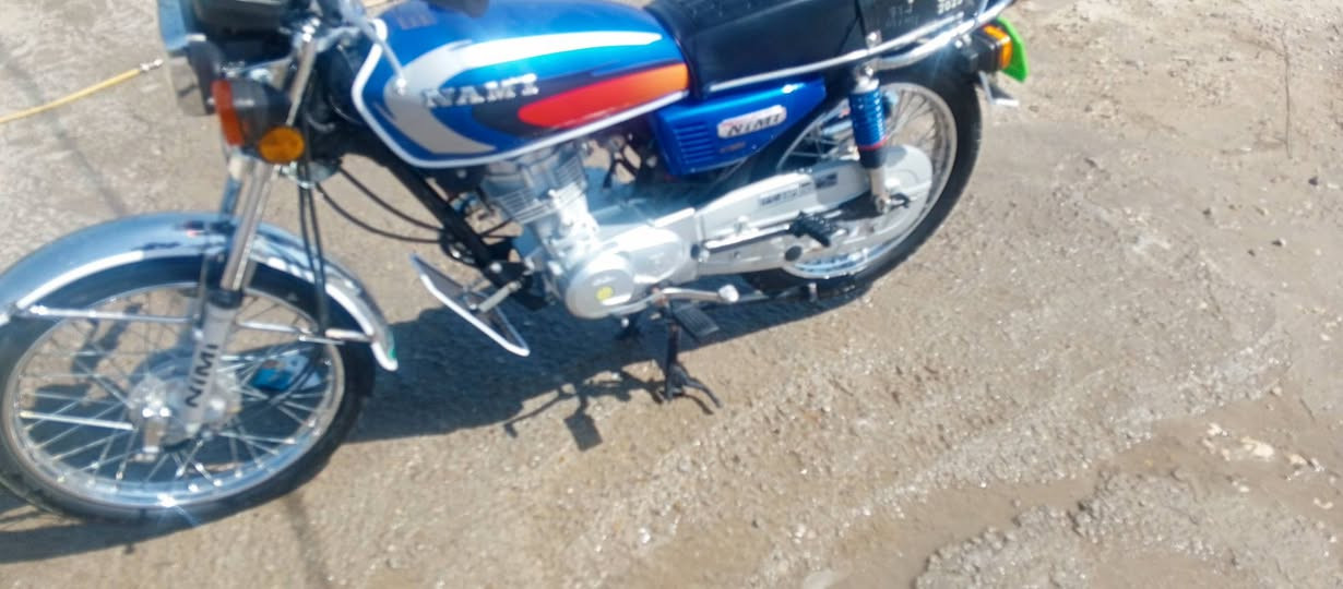 سلام عليكم 
دراجه نامه امتياز موديل 25 دراجه حلوه وجاهزه مابيها اي نقص 
السعر 700وبيها مجال مكاني بابل المسيب 
*********** خابر وتدلل

