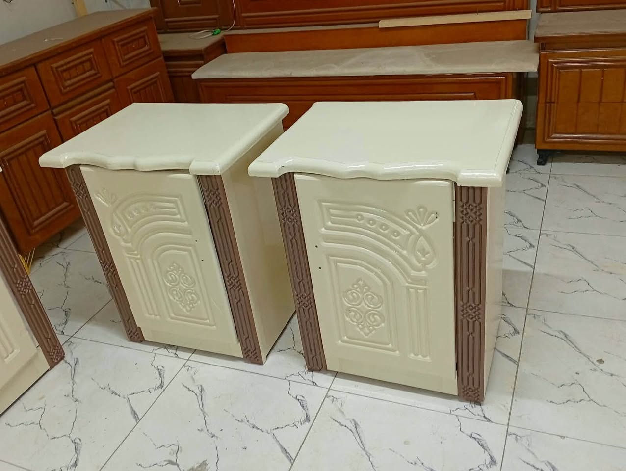 نجارة عراقية • اوفوايت • كامل الملحقات