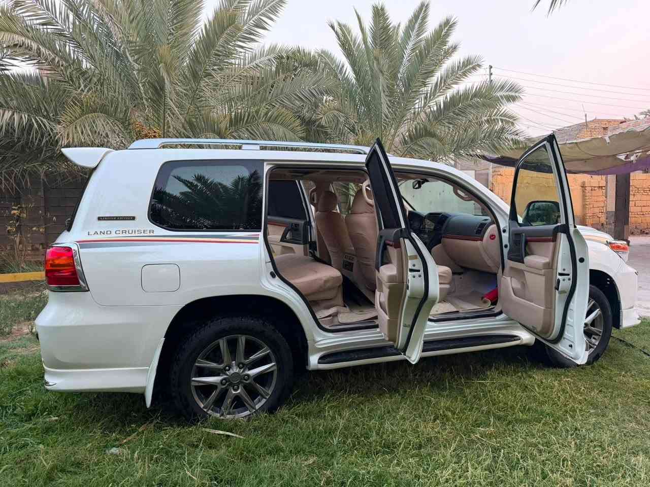 السلام عليكم 
جكسارة موديل 2015  فول مواصفات رقم بغداد ماشية 200 الف 
كفالة عامة ماعدى شبر بارد اسفل الجنطة 
السعر 385
للأستفسار الاتصال على الرقم 
***********
