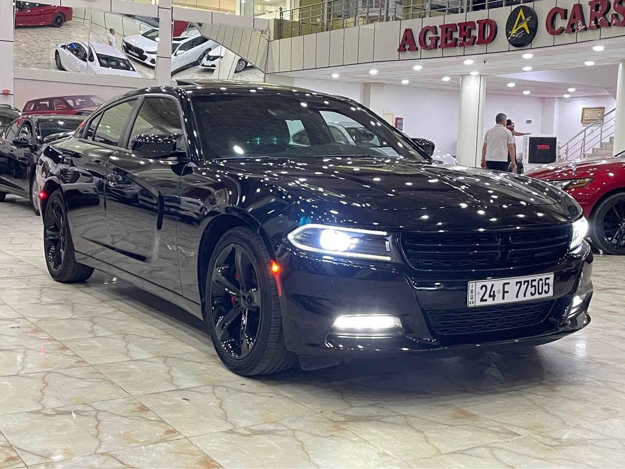 للبيع دوج جارجر 
وارد امريكي 
موديل ٢٠٢٢ 
موصفات sxt plus
ماشية ٨٢ الف مايل 
كشنات جلد و تبريد و تدفئة 
سلايد 
محرك ٦ سلندر 
گير و محرك و تحويل بشرط 
سيارة كلين تايتل مكفولة بدون دعم بدون صبغ بشرط
سعر ٢٦٥ $ و بيها مجال بسيط 
مكان دهوك 
للاستفسار : *********** دهوك, العراق
