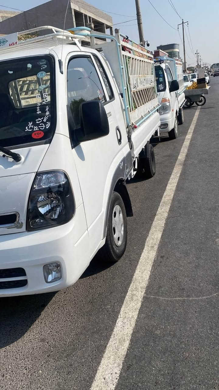 کیا مۆدیل ٢٠١٦ 
تەنها ٢ بست قۆپە 
هەموو شتی نوێە بە ناوی خۆمەوەیە 
٢٧٠٠ 
٦ تایەی نوێی لەسەر لۆک 
***********
*********** أربيل, العراق

