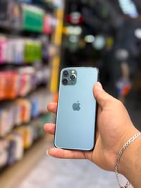 آيفون ١١ برو • ٢٥٦ • بصمة الوجه شغالة