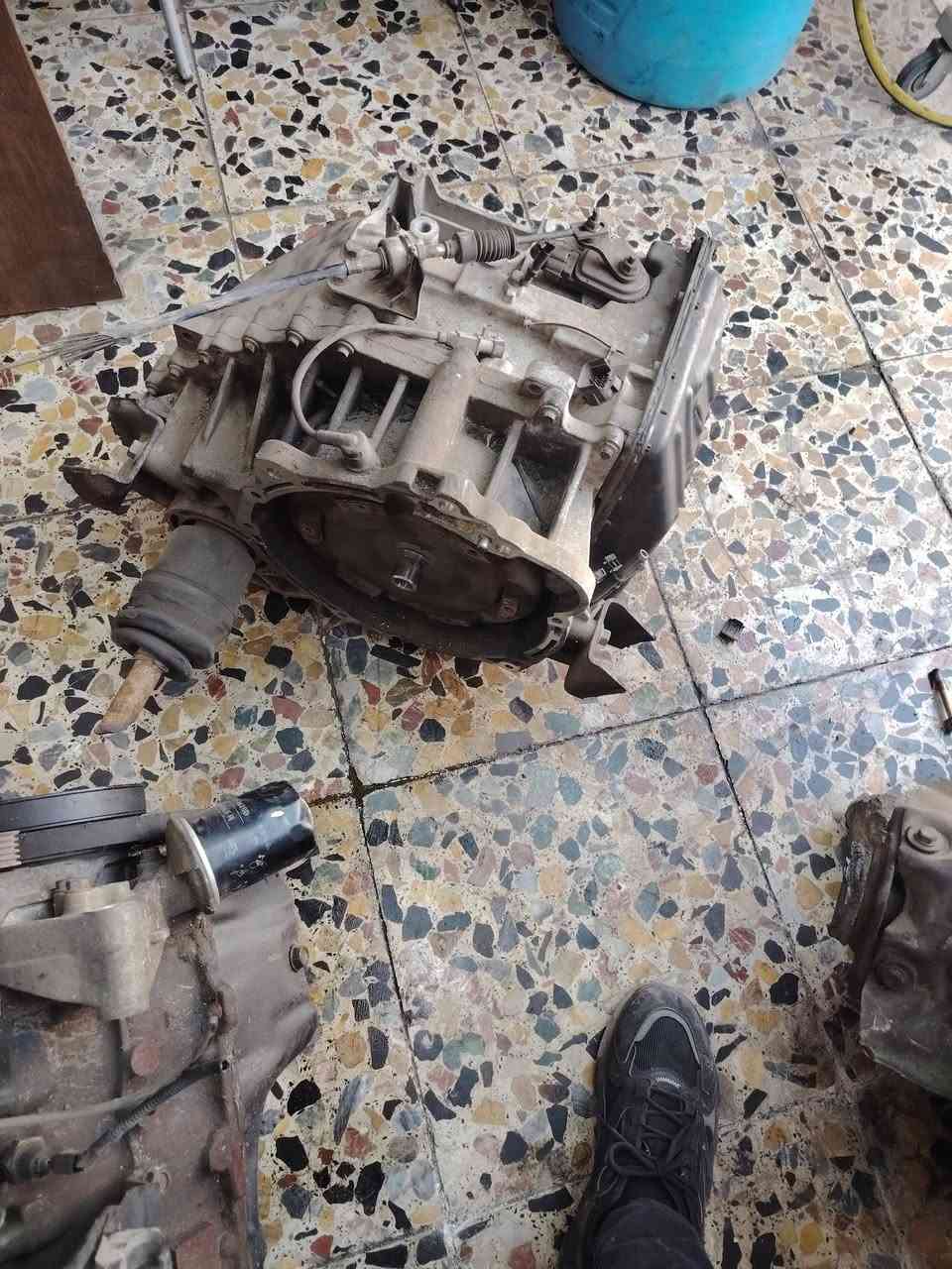 السلام عليكم شباب
متوفر كير ///جيلي بانده اوتو
متوفر كير ///جيلي امكراند اوتو
متوفر كير ///جيلي موبل اوتو
متوفر كير ///جي ثري عادي
متوفر كير ///كوين 
متوفر محرك ///جي ثري عادي بلادي بدون اي تحوير
متوفر محرك ///جي ثري اوتو
متوفر محرك ///جيلي موبل اوتو
متوفر محرك ///تيكو 2000
متوفر محركات كورله تحويرات كامله
بغداد الطالبيه فلكه 83 مقابل مستشفى ابن البلدي *********** علي
