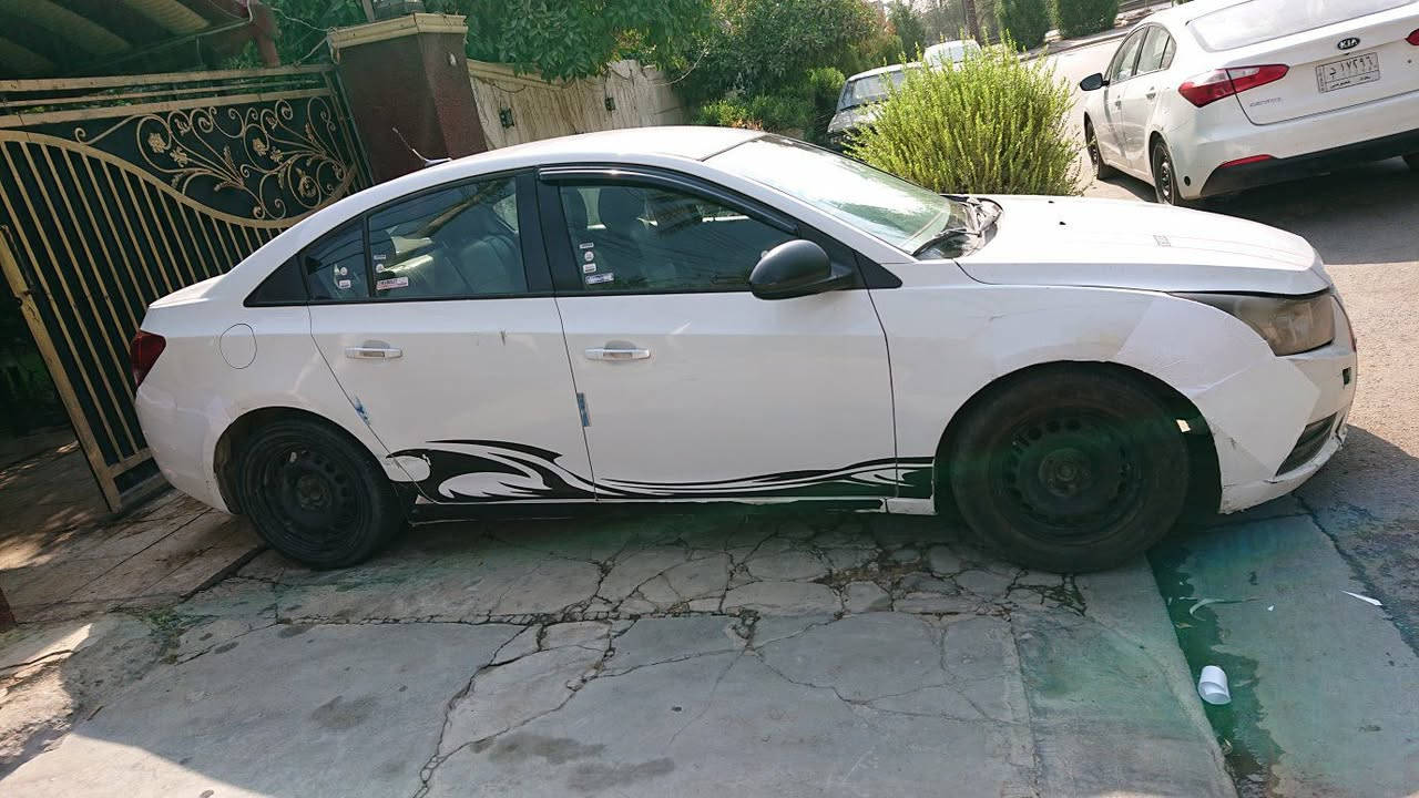 شوفر كروز موديل 2014 محرك 1800 المرغوب بيضه حادث جاملغ بصف السايق بدون دواخل شاشه تيسلا كامرات تحديث فول رقم بغداد الجديد باسمي العنوان بغداد العامريه للتواصل *********** موجود واتساب السعر 58
