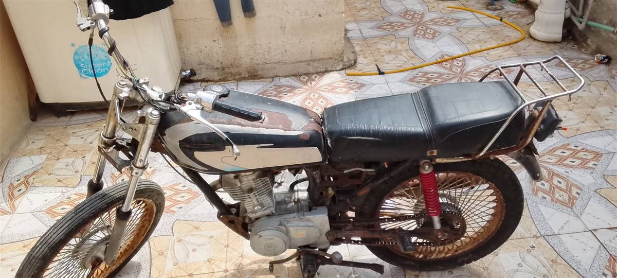 دراجه البيع سعر ٢٧٥ وبيه مجال حك جيه رقم ***********
