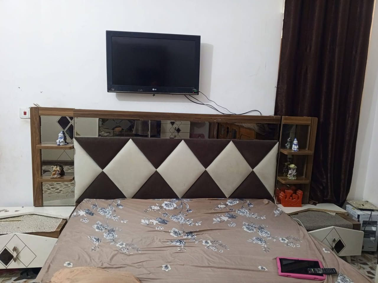 شراي • تواصل خاص