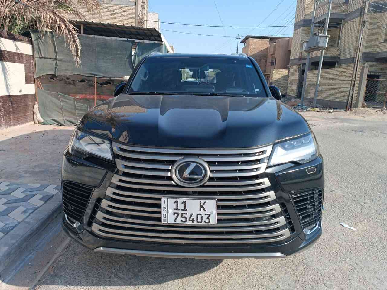 السلام عليكم
لكزس موديل 23 بلاتينيوم مكفوله مغلفه PPF فول السياره رقم بغداد تحويل ثاني يوم
العنوان النجف الاشرف 
الاتصال***********
