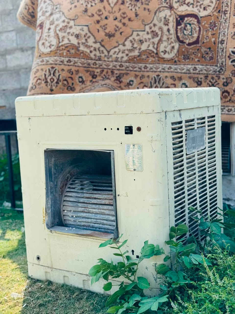 للبيع مبرده ماطور سرعتين نضيفه شرط سعر 90بي مجال قليل رقم ***********
