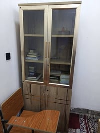 مرحبا غراض للبيع    الميز ١٧٥ الف  الدولاب ١٧٥ الف  الكراسي مال طلاب ا...