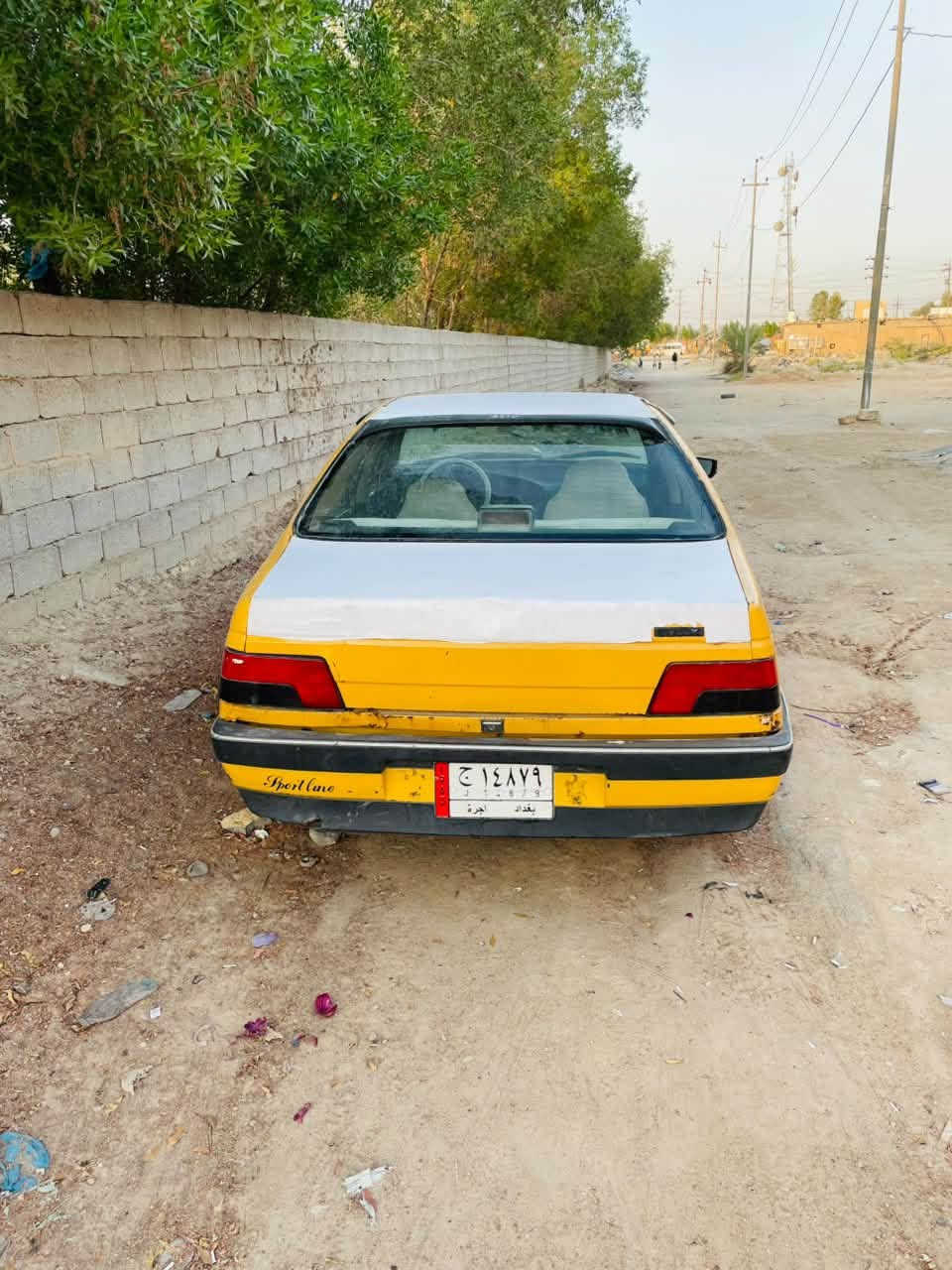 السلام عليكم للبيع بيجو ٤٠٥ مديل ٢٠٠٩ سياره بيها خيط بخار والكشره كدام عينك سياره رقم بغداد تاخذها مصفره تحول ثاني يوم السعر ٢٠ وبيها مجال شراي يتصل ***********
