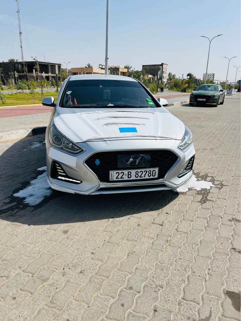 سلام عليكم سوناته موديل 2022 رقم ربيل وارد كوري سياره جديده ماشيه 90 الوارد كوري ماينكفل من صبغ بيه 4 قطع صبق تخم تاير حداديه جديده حساسات خلفيه رادار مامي مرايات شفط سيايد برك كهرباي كشنات كهرباي كامره شاشه جبيره فول ماعده الفتحه ولبصمه مكاني بصره 140 نتصل وتدلل *********** البصرة, العراق
