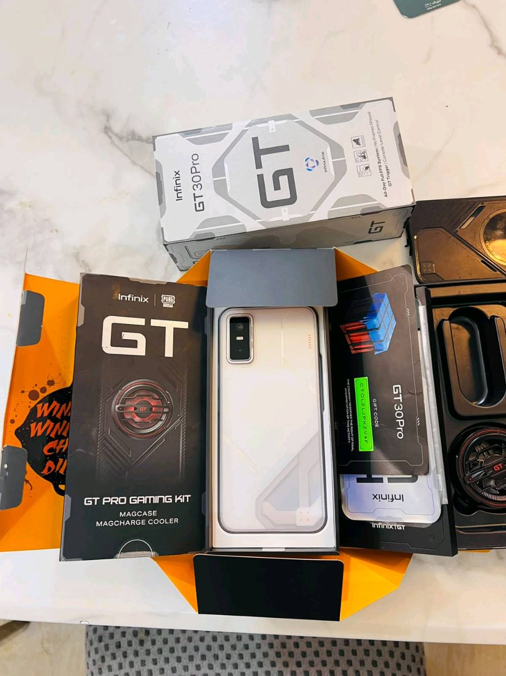 إنفينيكس GT30 برو • خط بالشاشة • ناصرية مركز
