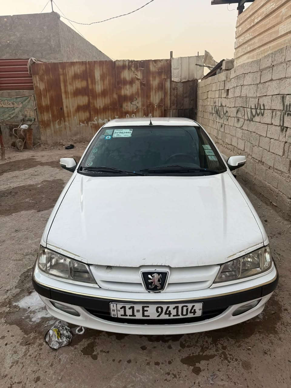 السلام عليكم بيجو بارص موديل 13
سياره جاهزه مجهزه مذب الف وترايك وين ميعجبك 
الهزه جديده السنويه لل31 السياره بسمي تحويل مباشر 
بيها صبغ بلجاملغات الخلفيه اثر شخوط دكه جاكوج مابيها والصبغ علكد شبر مو هواي 
تخم تاير كير ومكينه حلوات تبريد ويه السويج ❄️ ثلج ❄️ 
السعر 38وبيها مجال مكاني كوفه شارع المطار 
***********
