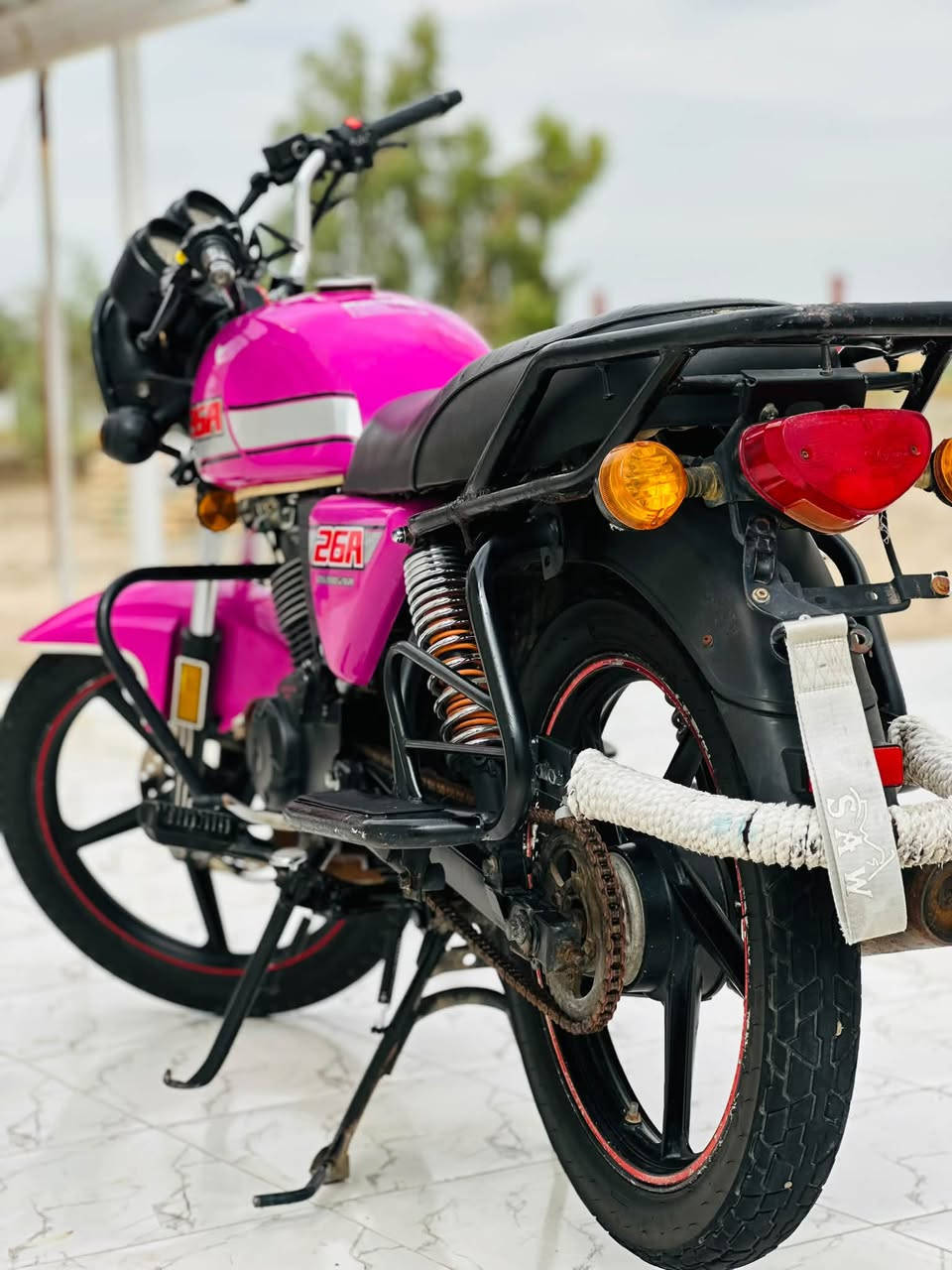 ت
دايون 2022  لون مميز بنفسجي 💜اوراق سكنر مكفوله من كلشي محرك 200cc كتابه حمره دراجه نضيفه بمعنى الكلمه سويج سجينه نسختين السعر 1200 وبيها مجال المكان بابل محاويل ***********//***********
