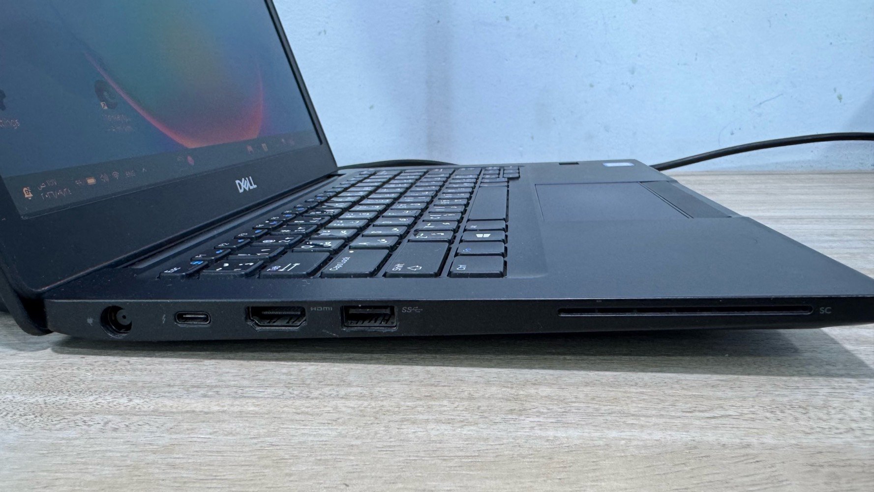 للبيع Dell Latitude 7290

المواصفات:

Intel Core i7-8650U — الجيل الثامن
RAM 8GB
SSD 256GB
Intel UHD Graphics 620
شاشة 12.5”
Windows 11
قارئ بصمة الاصبع Fingerprint 🔐
المنافذ :- 
منفذين USB 3.0 + USB-C
منفذ  type C
منفذ AUX
 HDMI 
 LAN
قارئ  SD
منفذين رام كبير وصغير 

الشاحن الاصلي موجود

📌 الحالة: مستخدم في البيت فقط واستعمال خفيف ونظيف جداً والجهاز قوي يعني يتحمل برامج تصميم هندسية وكذا وانا مجربه جداً ممتاز 
سبب البيع جنت ادرس عليه وهسا خلصت مااحتاجه 

💰 السعر: 320 وقابل للتفاوض

📍 البصرة
للجادين فقط